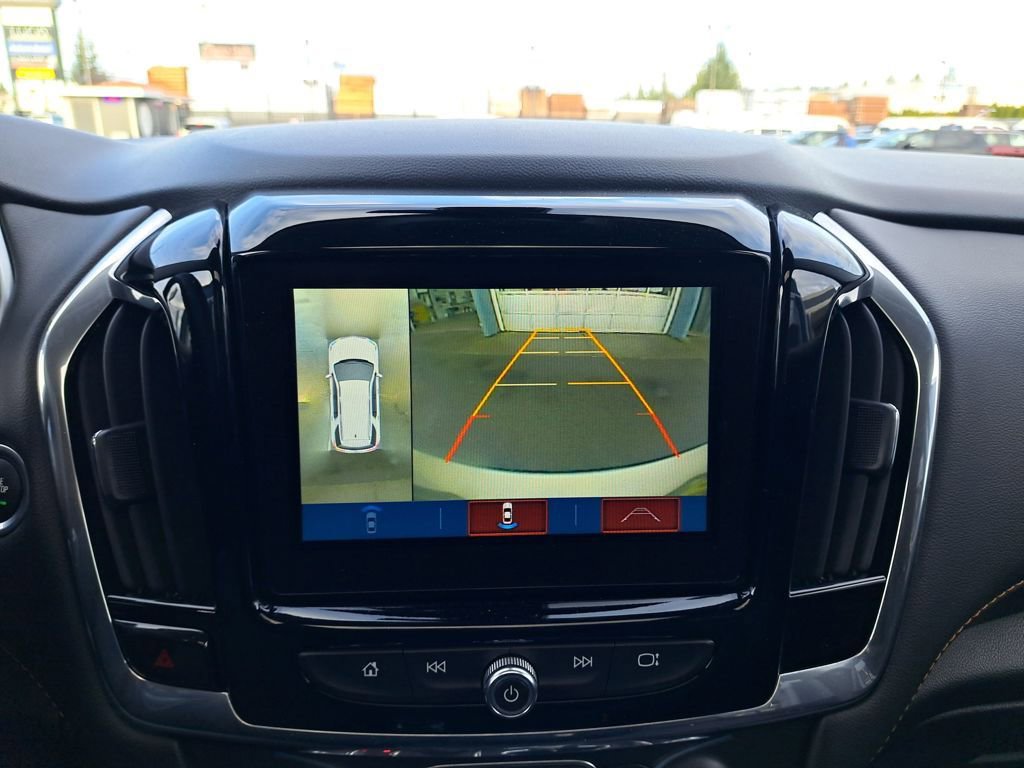 Used 2019 Chevrolet Traverse LT w/ LT Premium Package image 26