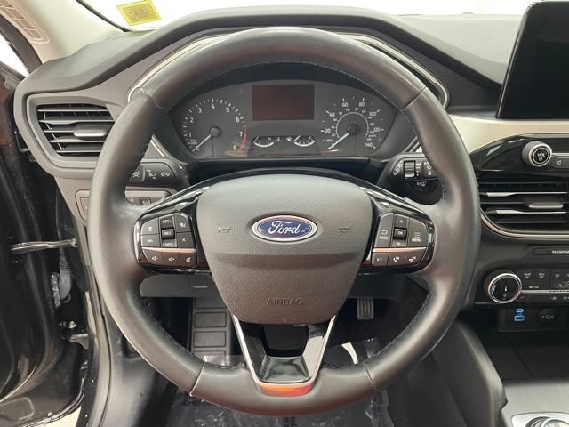 Used 2022 Ford Escape SE w/ SE Sport Appearance Package AWD/4WD image 15
