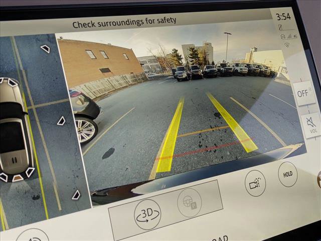 New 2026 Land Rover Range Rover Long Wheelbase SE image 13