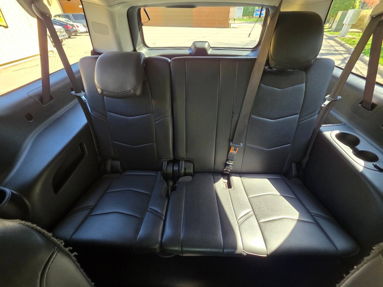 Used 2019 Cadillac Escalade ESV Luxury AWD/4WD image 38