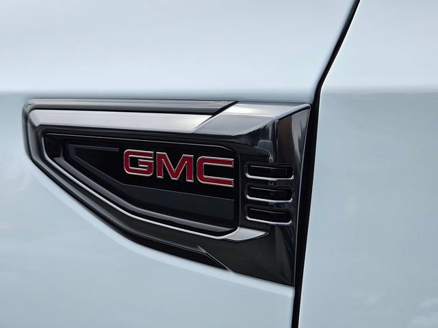 New 2026 GMC Yukon AT4 w/ AT4 Premium Plus Package AWD/4WD image 11