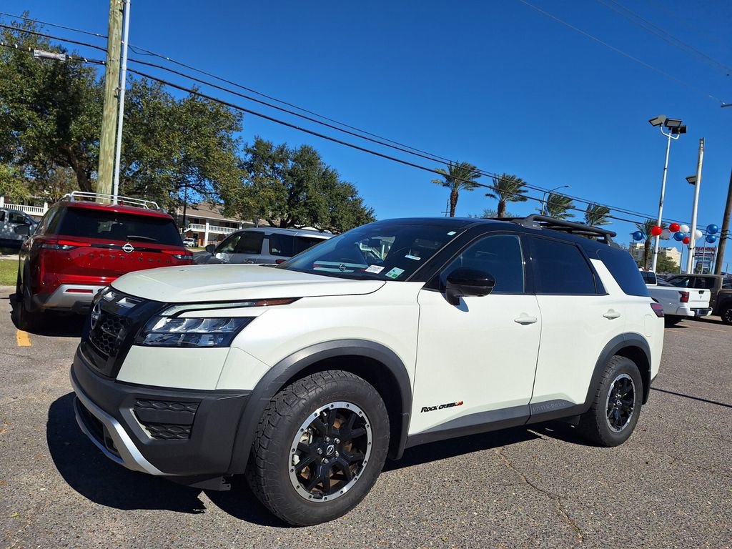 Certified 2023 Nissan Pathfinder Rock Creek image 9