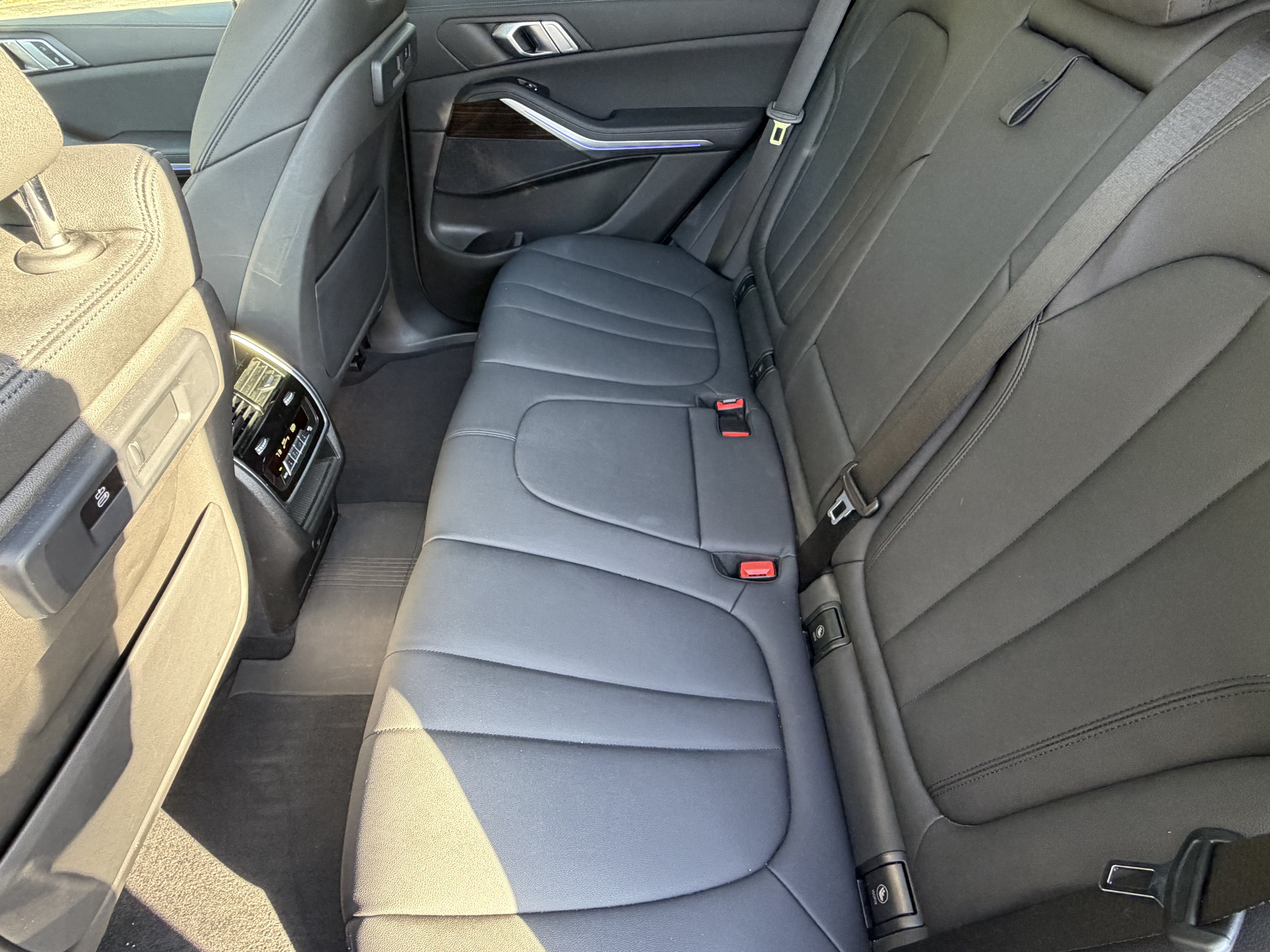 Used 2020 BMW X5 xDrive40i w/ Convenience Package AWD/4WD image 31