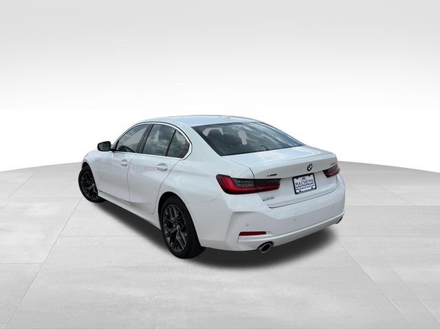 Used 2026 BMW 330i xDrive Sedan AWD/4WD image 4