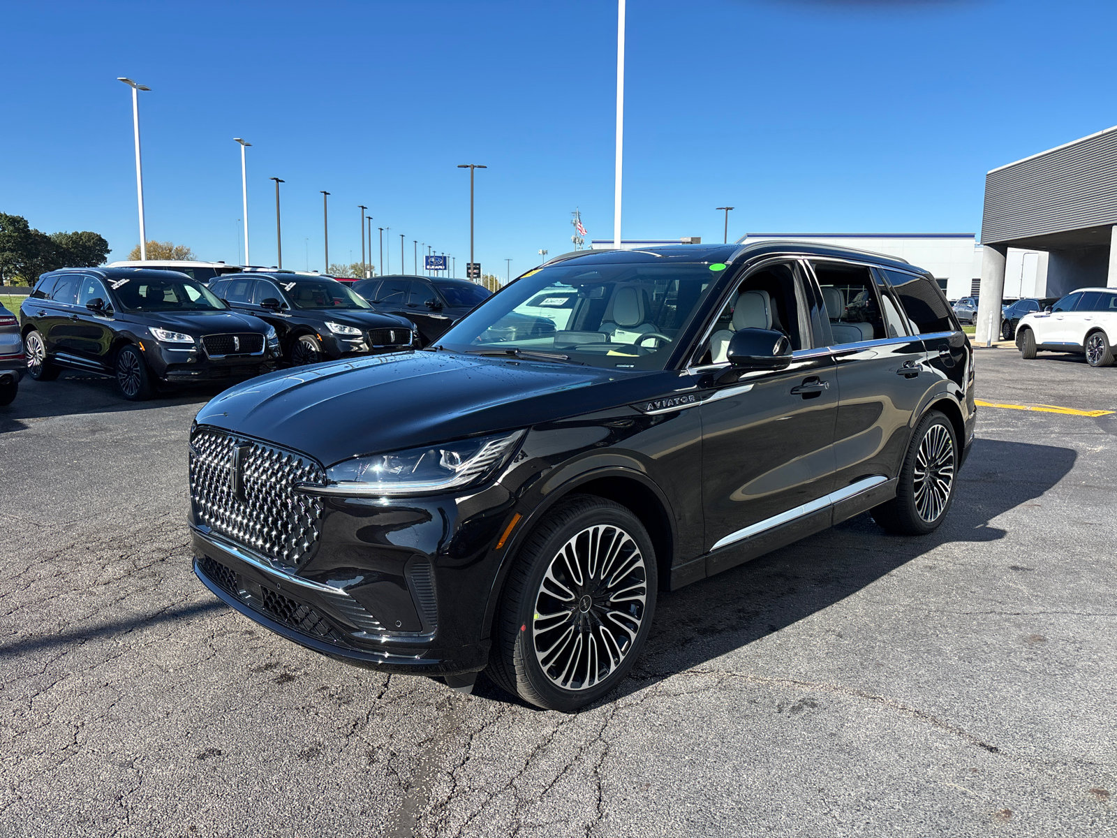 New 2026 Lincoln Aviator Black Label image 3