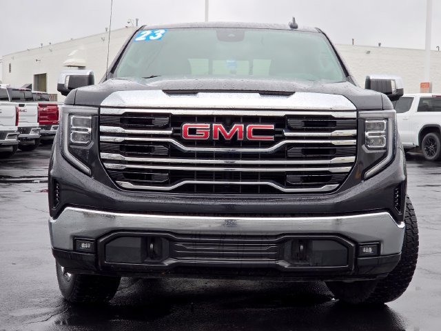 Used 2023 GMC Sierra 1500 SLT w/ SLT Premium Package AWD/4WD image 13