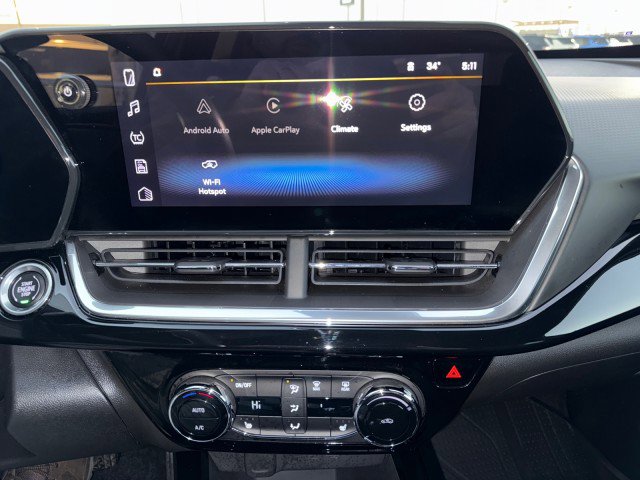 Used 2024 Chevrolet Trax RS image 19