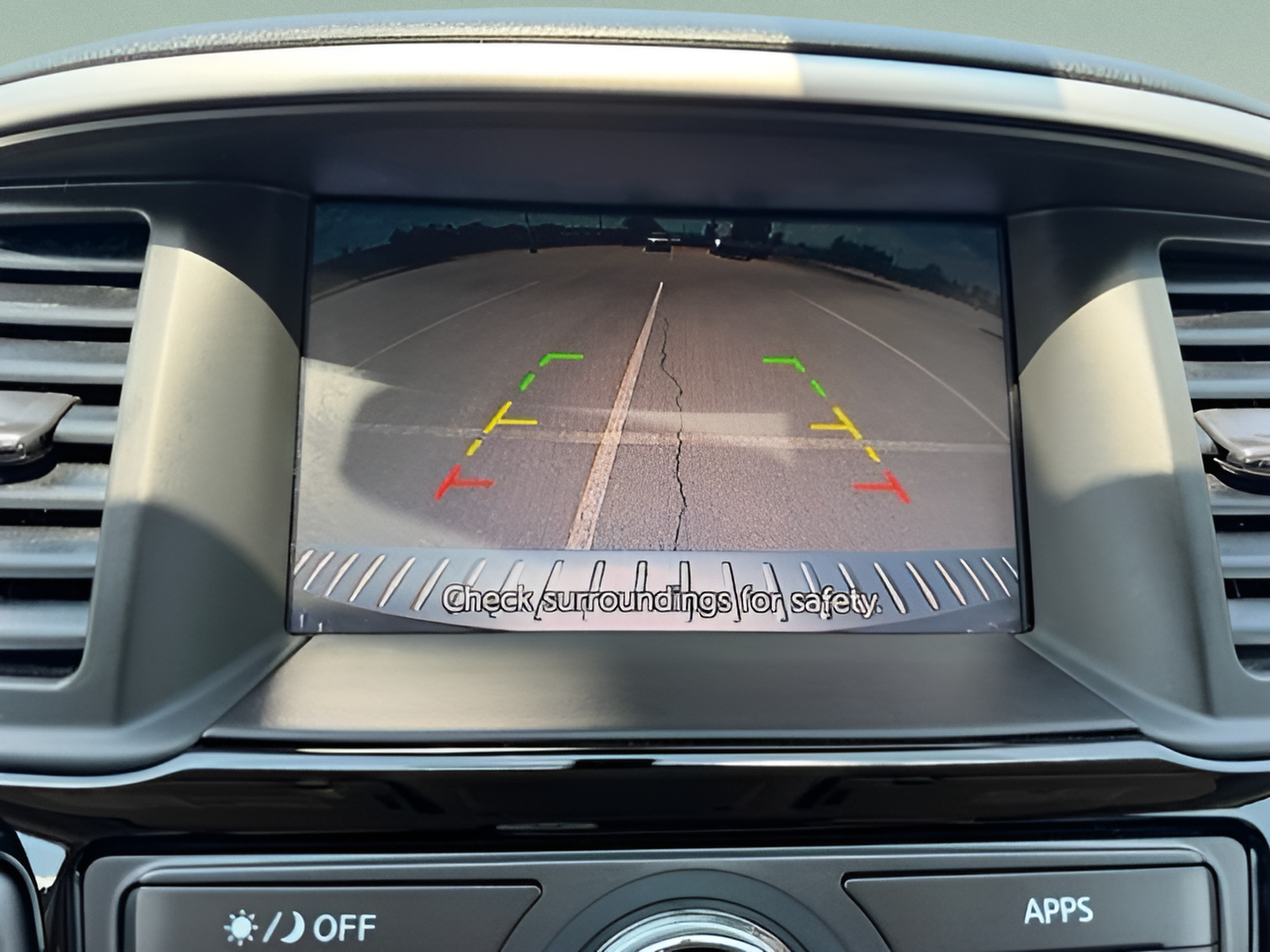 Used 2018 Nissan Pathfinder S AWD/4WD image 17