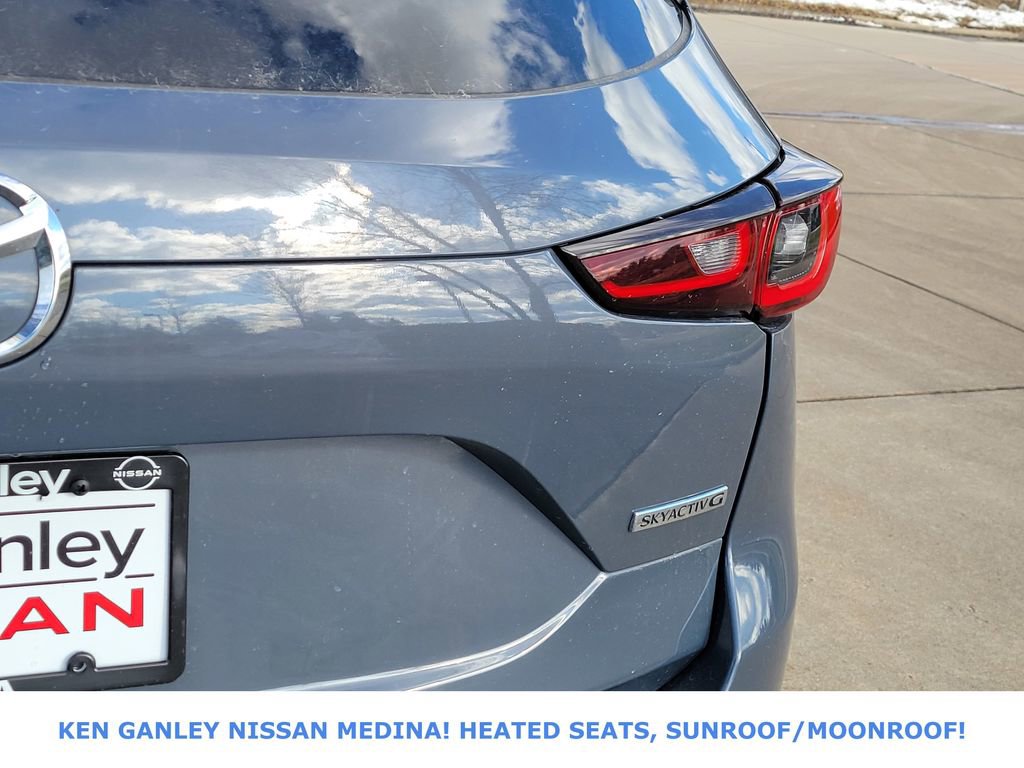 Used 2023 MAZDA CX-5 Carbon Edition image 15