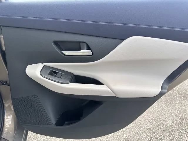 Used 2026 Nissan Sentra SV FWD image 22