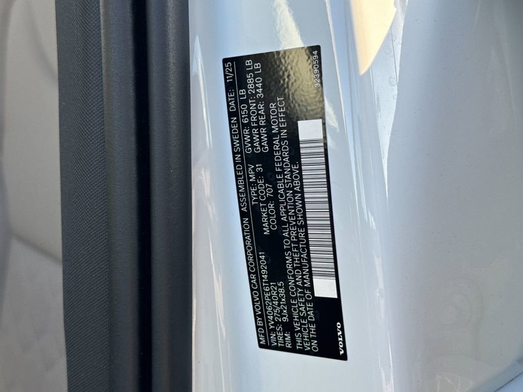 New 2026 Volvo XC90 B6 Plus w/ Protection Package Premier image 29