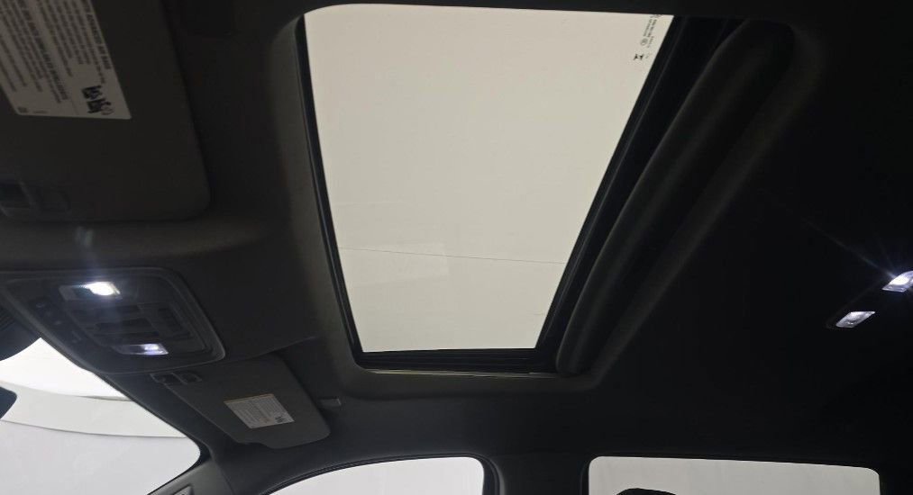 Used 2024 GMC Sierra 2500 Denali w/ Denali Reserve Package image 14