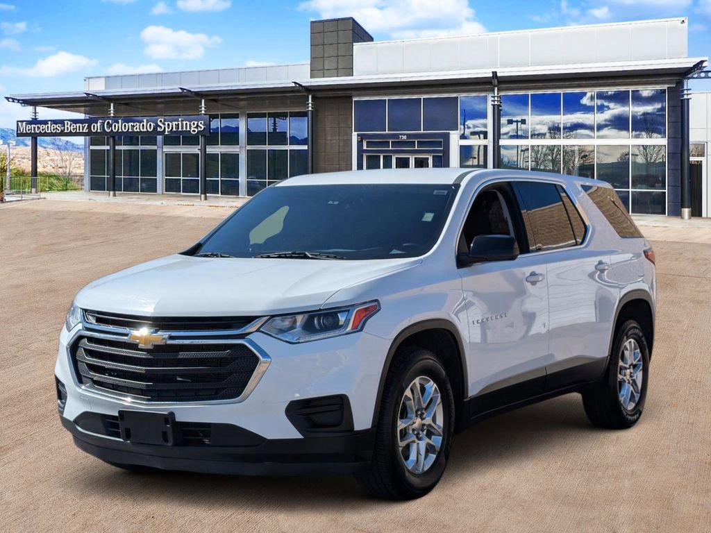 Used 2021 Chevrolet Traverse LS image 3