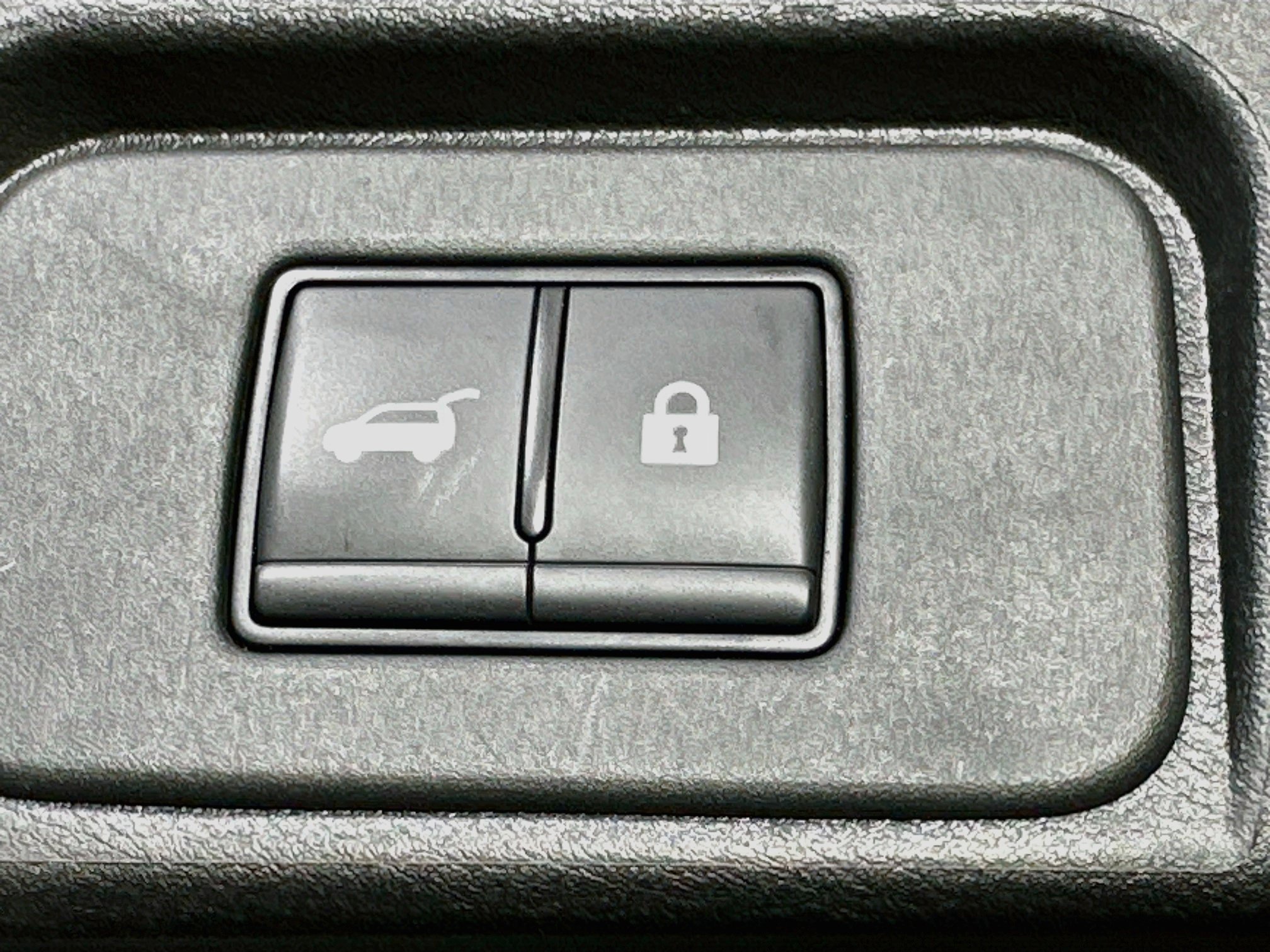 Used 2026 Nissan Rogue SV FWD image 28