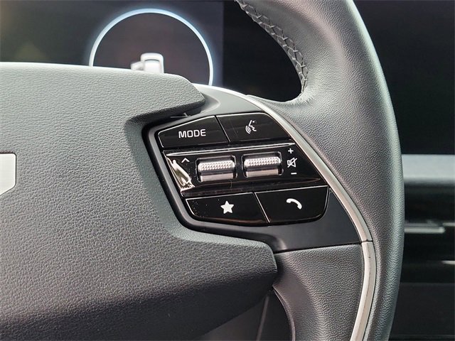 Used 2022 Kia EV6 Wind image 18