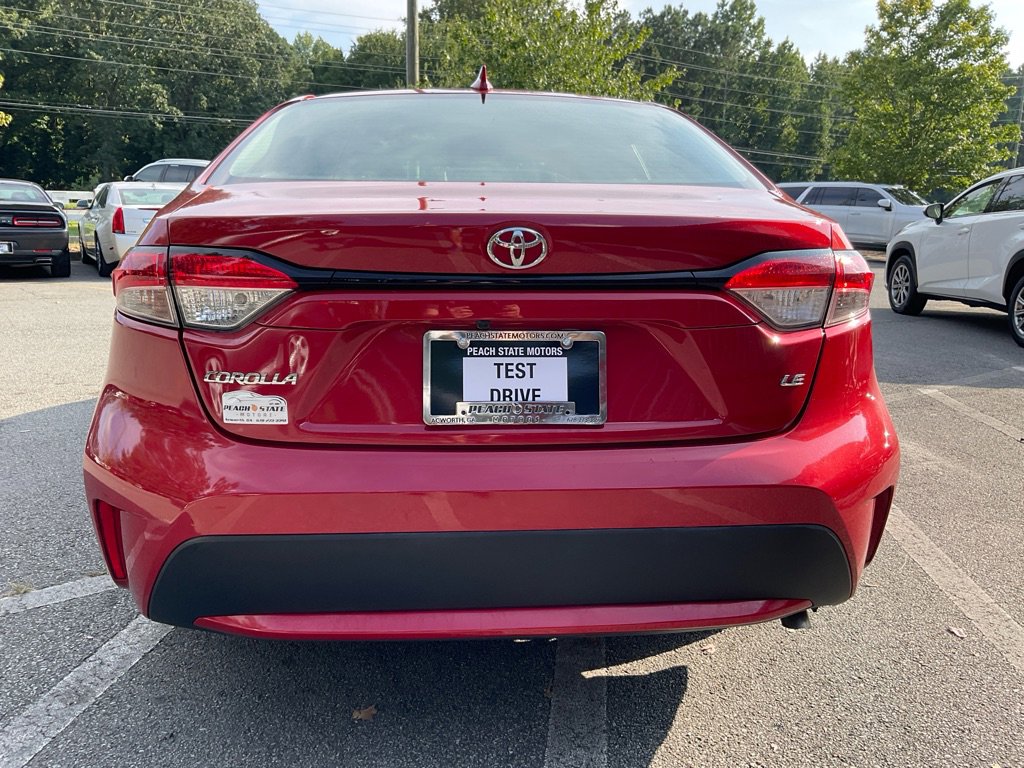 Used 2021 Toyota Corolla LE image 6