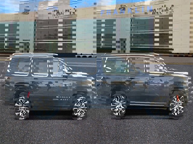 Used 2023 Jeep Grand Wagoneer L Series III image 8