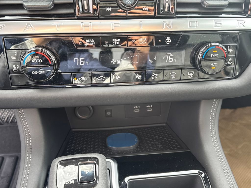 New 2026 Nissan Pathfinder Platinum image 37