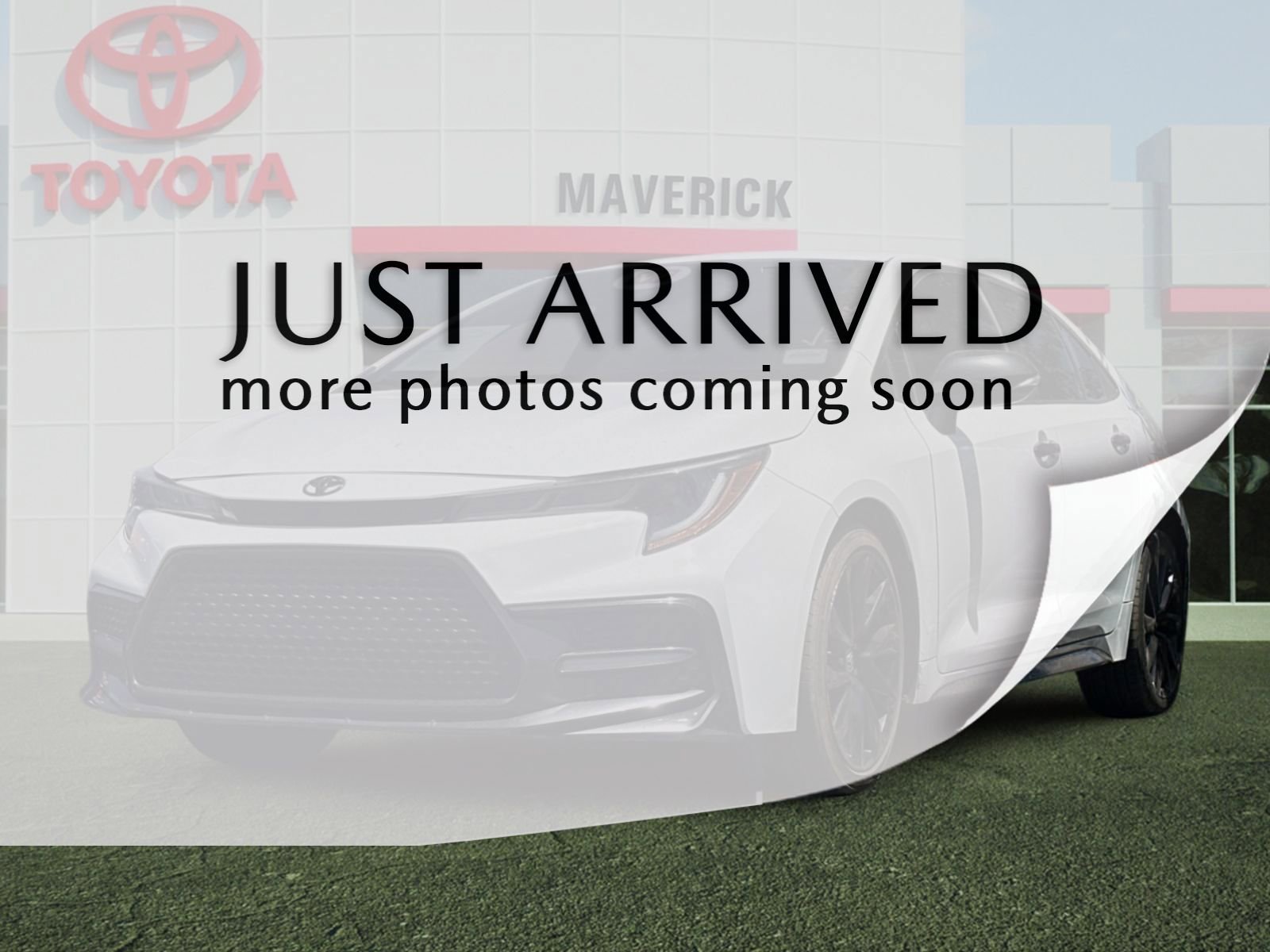 Used 2022 Toyota Corolla SE w/ Carpet Mat Package (TMS) FWD image 1