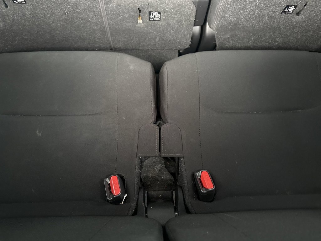Used 2023 Mitsubishi Outlander ES AWD/4WD image 27