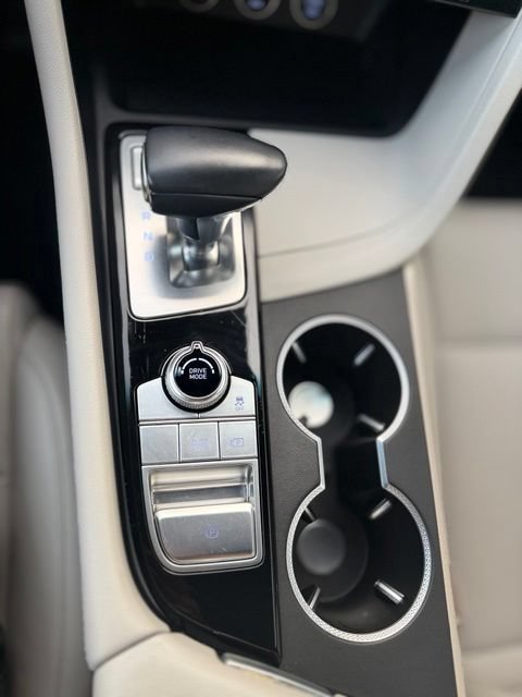 Used 2025 Genesis G70 2.5T AWD/4WD image 15