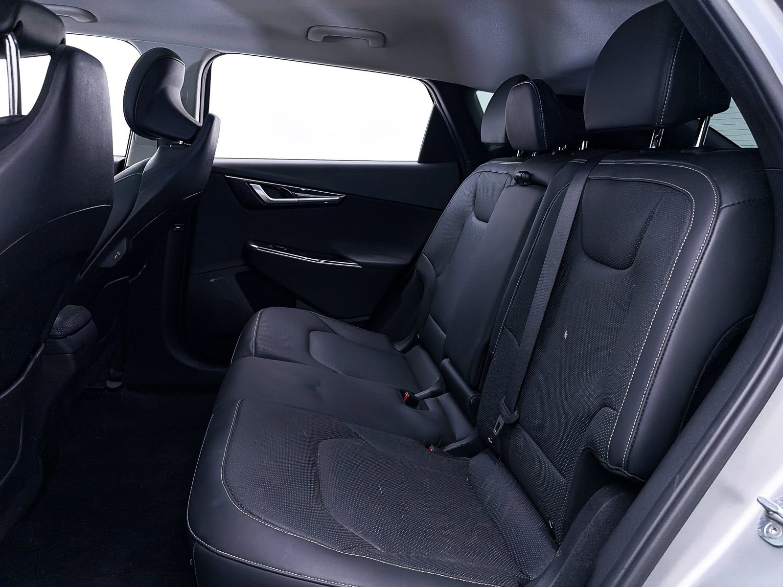 Used 2022 Kia EV6 GT-Line w/ First Edition Package image 39