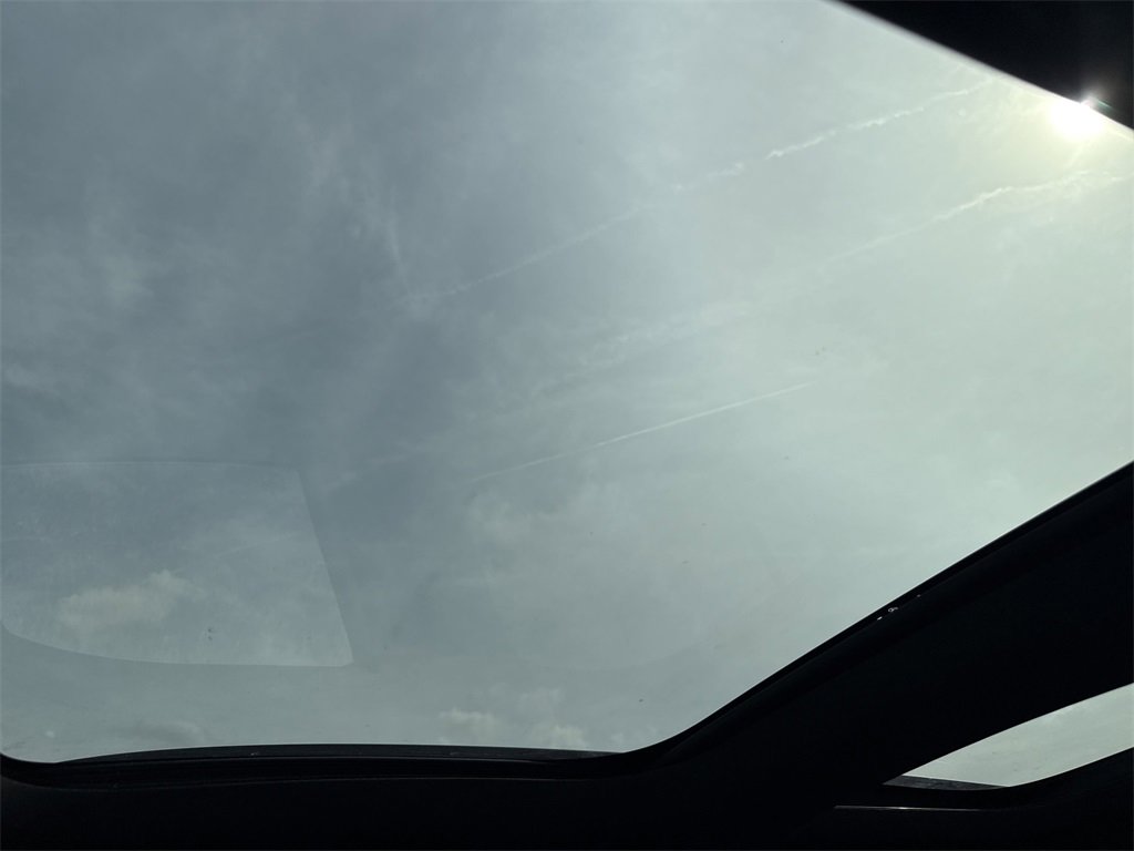 Certified 2025 Mercedes-Benz GLB 250 image 29