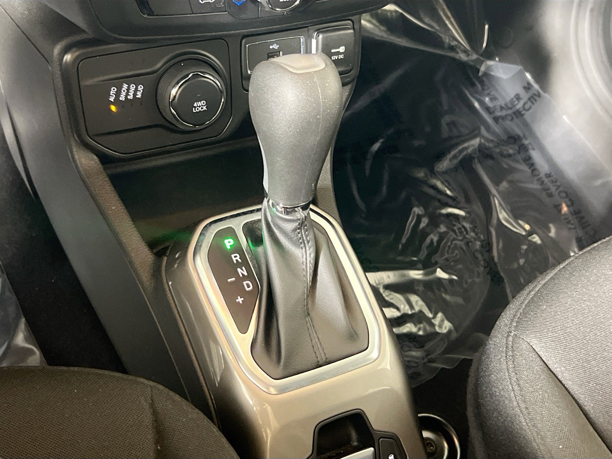 Used 2022 Jeep Renegade Latitude w/ Convenience Group image 17