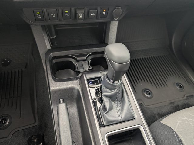 Used 2023 Toyota Tacoma TRD Sport w/ Technology Package AWD/4WD image 26