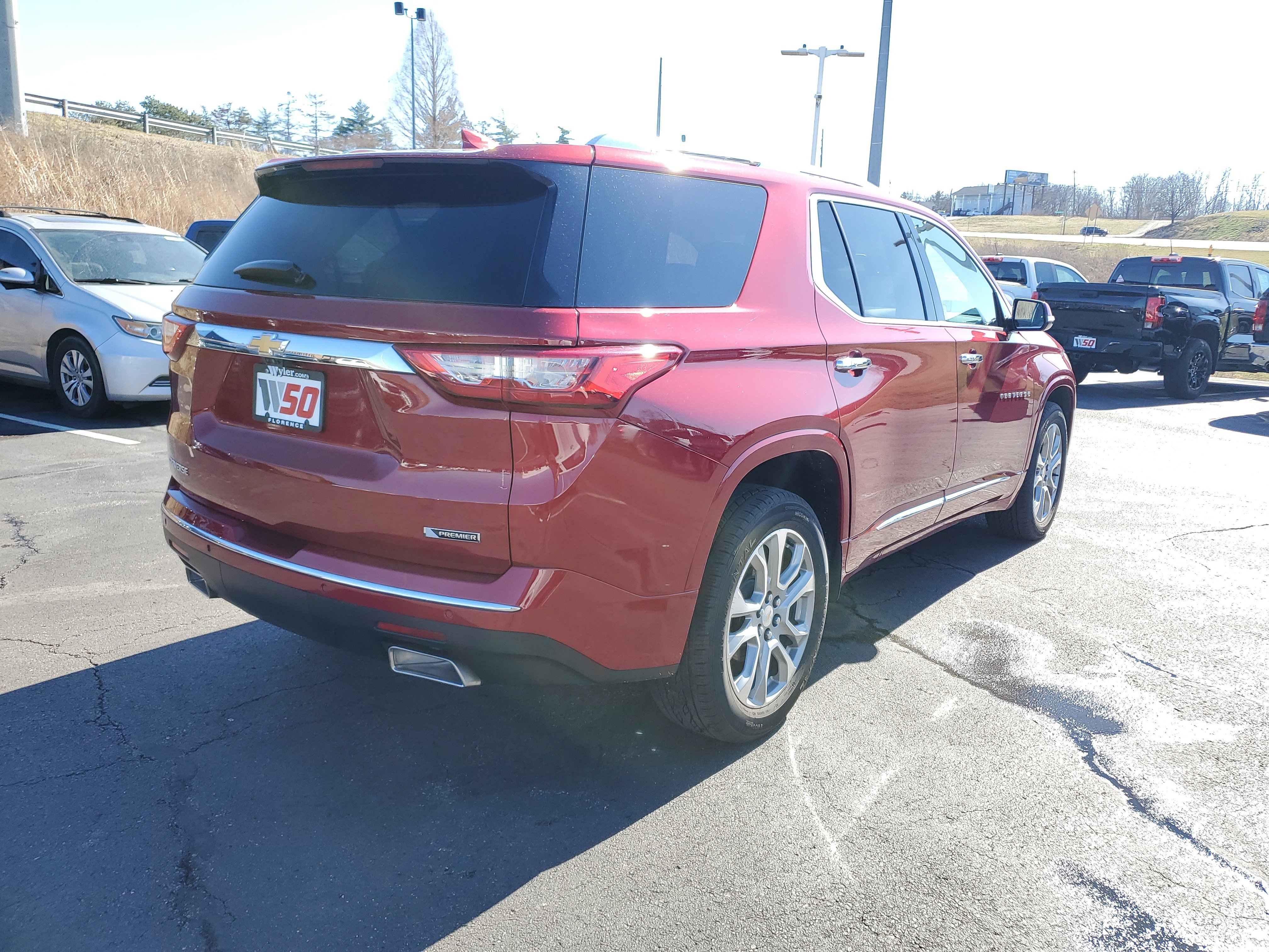 Used 2018 Chevrolet Traverse Premier w/ Driver Confidence II Package image 4