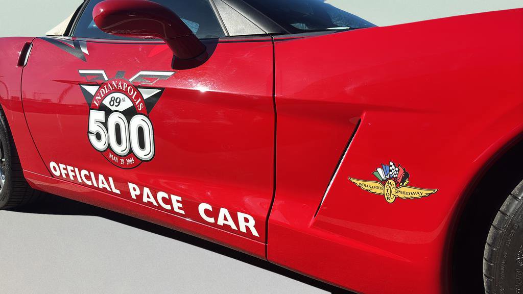 Used 2005 Chevrolet Corvette Convertible w/ Preferred Equipment Group image 19