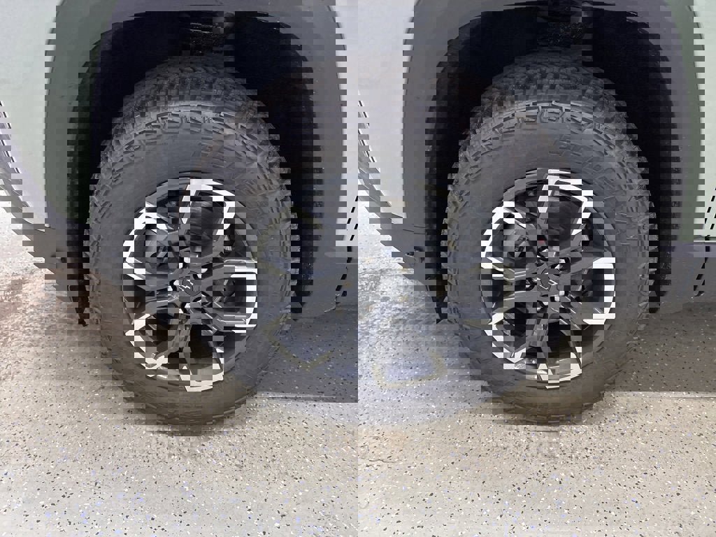 New 2026 Chevrolet Equinox ACTIV w/ Convenience Package III image 8