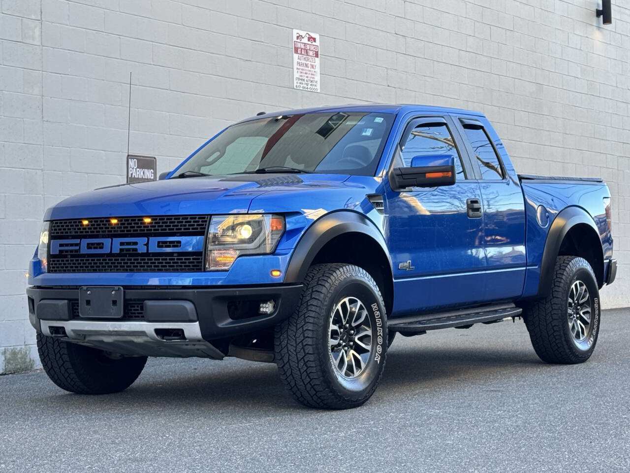 Used 2013 Ford F150 Raptor w/ Luxury Equipment Group image 2