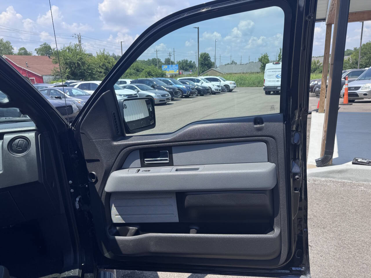 Used 2014 Ford F150 STX w/ Equipment Group 201A Mid AWD/4WD image 14