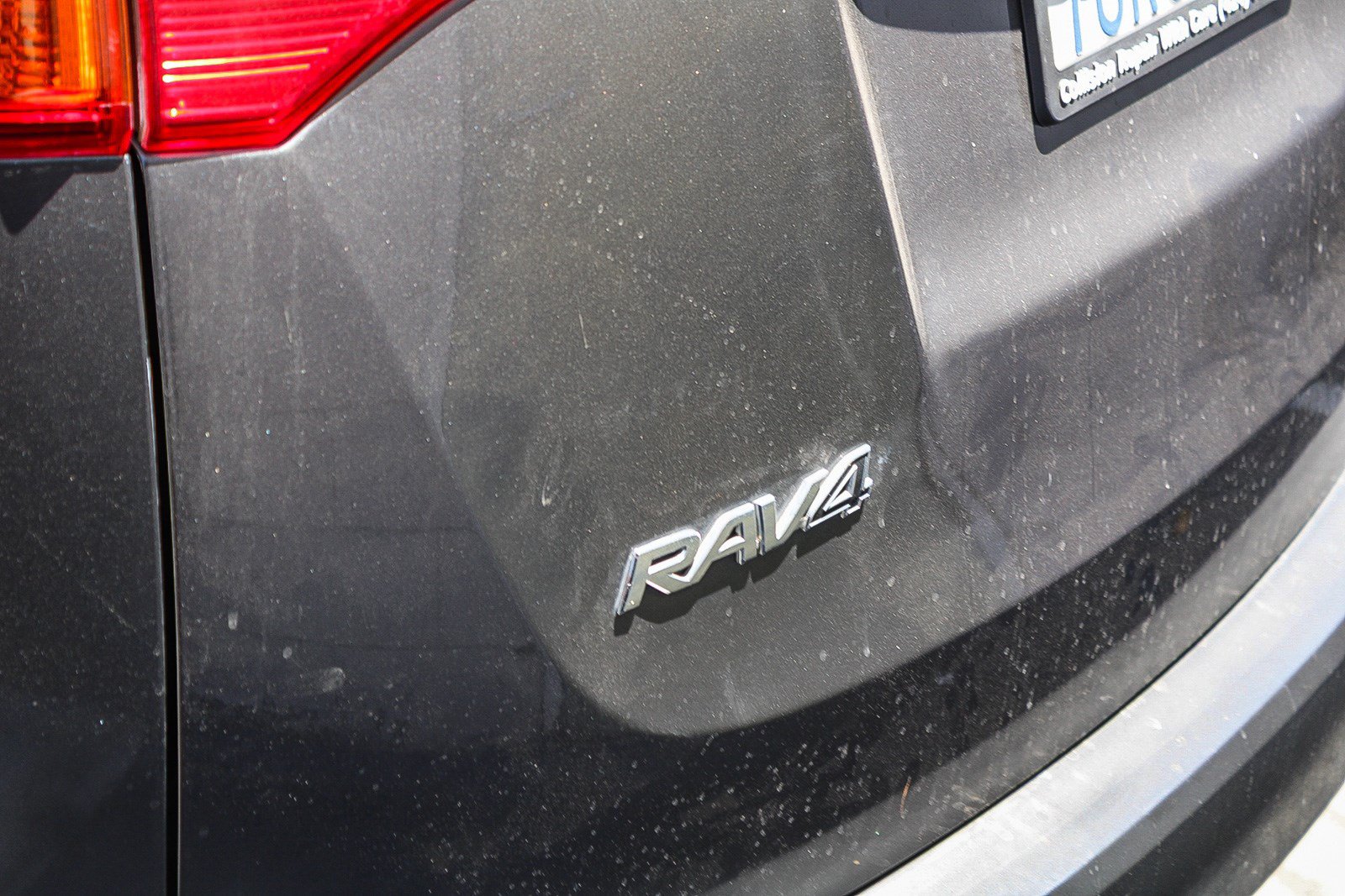 Used 2014 Toyota RAV4 XLE FWD image 9