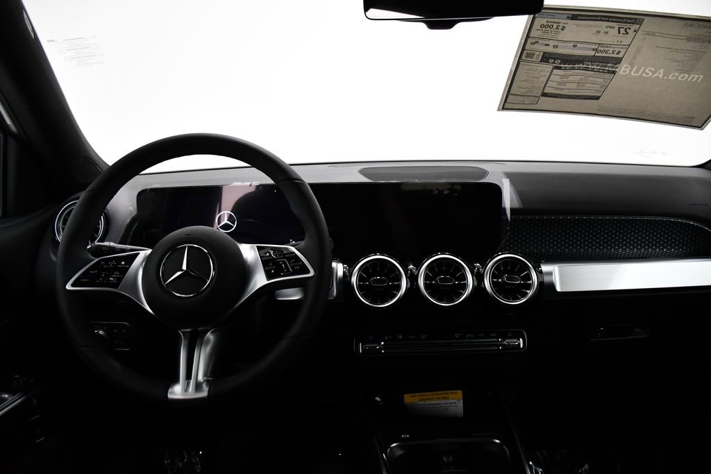 New 2026 Mercedes-Benz GLB 250 4MATIC image 7