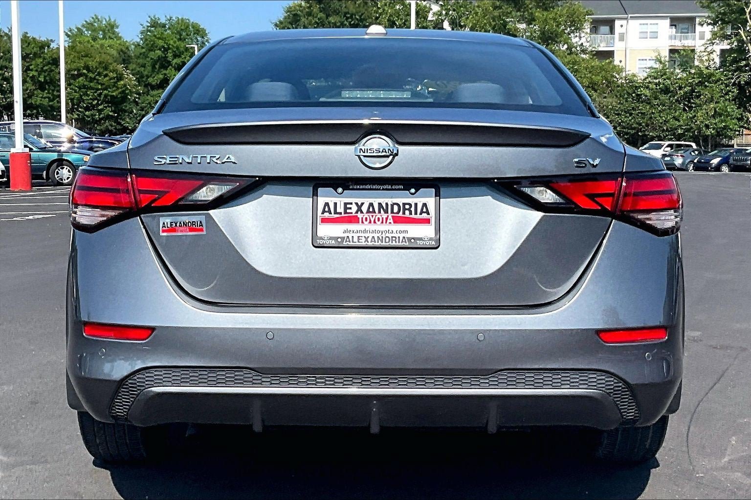 Used 2020 Nissan Sentra SV w/ Lighting Package FWD image 4