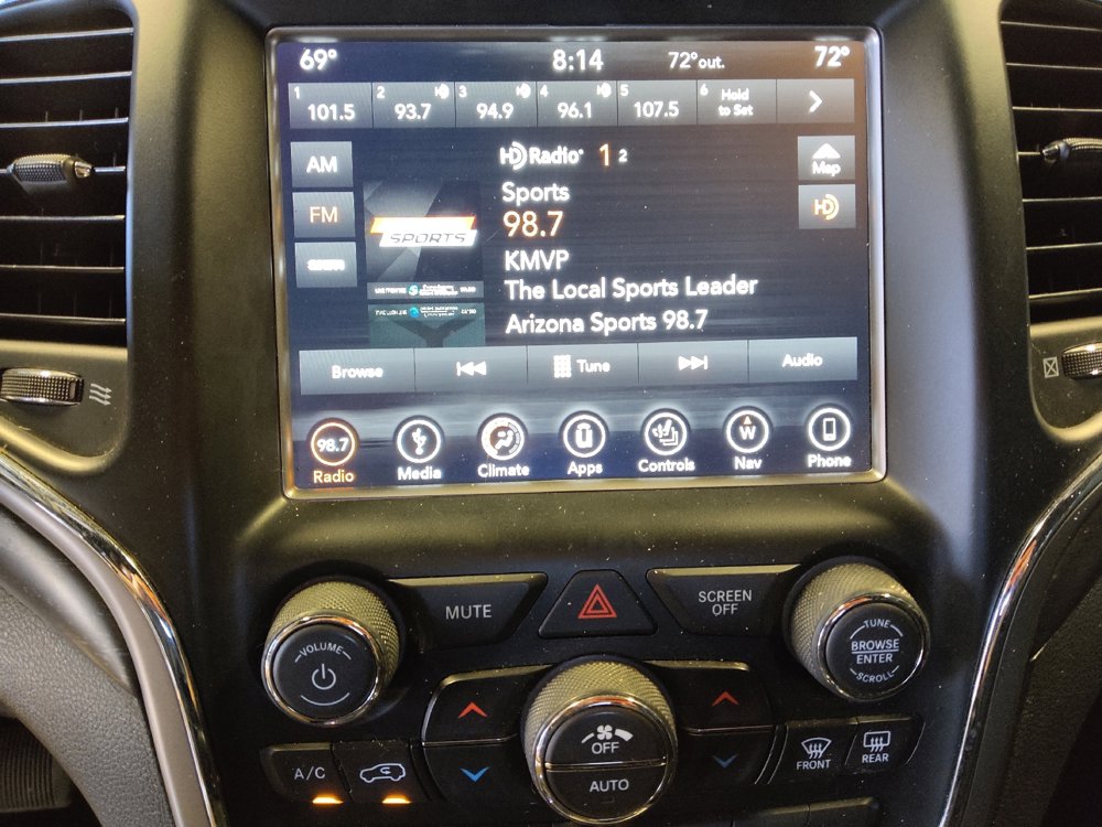 Used 2018 Jeep Grand Cherokee Altitude image 25