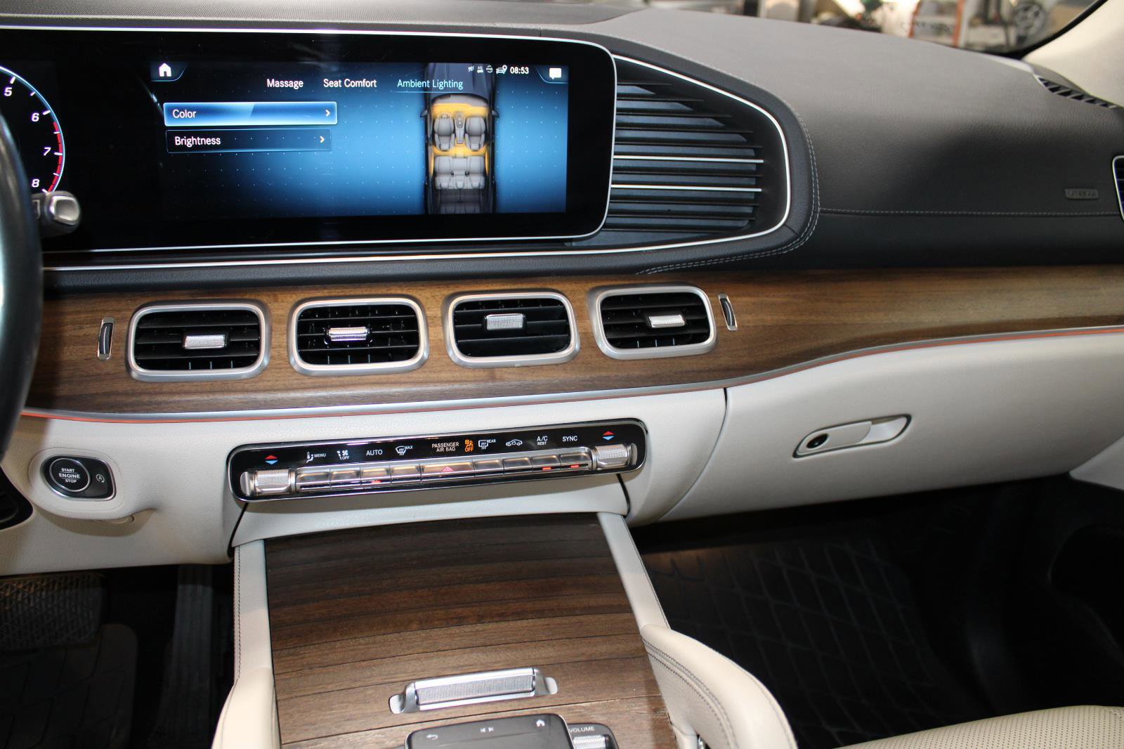 Used 2021 Mercedes-Benz GLS 450 4MATIC image 28