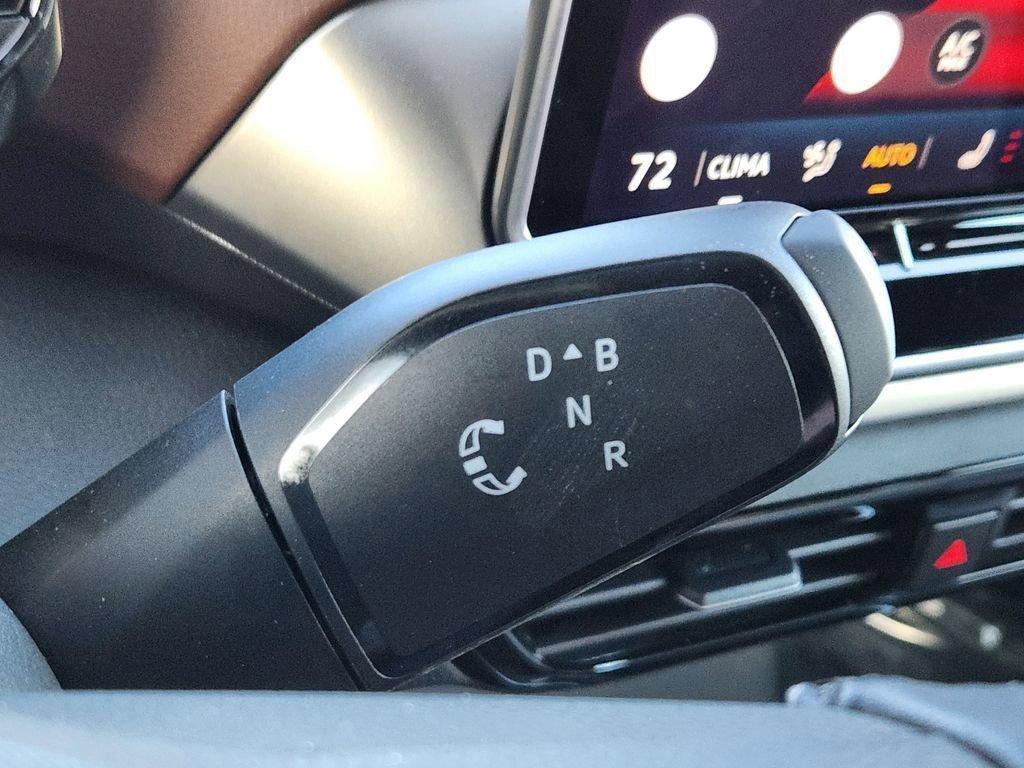 New 2026 Volkswagen ID.4 Pro AWD/4WD image 17
