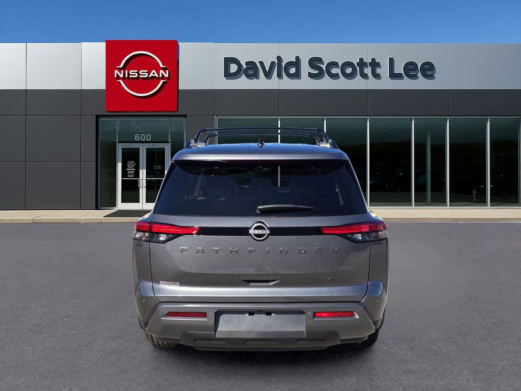 New 2026 Nissan Pathfinder SL image 6
