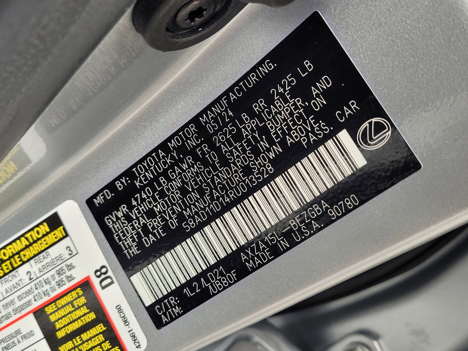 Used 2024 Lexus ES 250 w/ Premium Package image 31