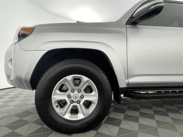 Used 2022 Toyota 4Runner SR5 Premium image 24