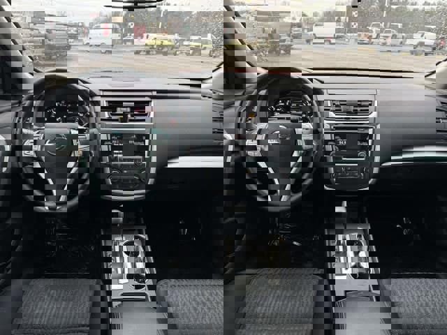 Used 2017 Nissan Altima 2.5 S w/ Power Driver Seat Package image 13