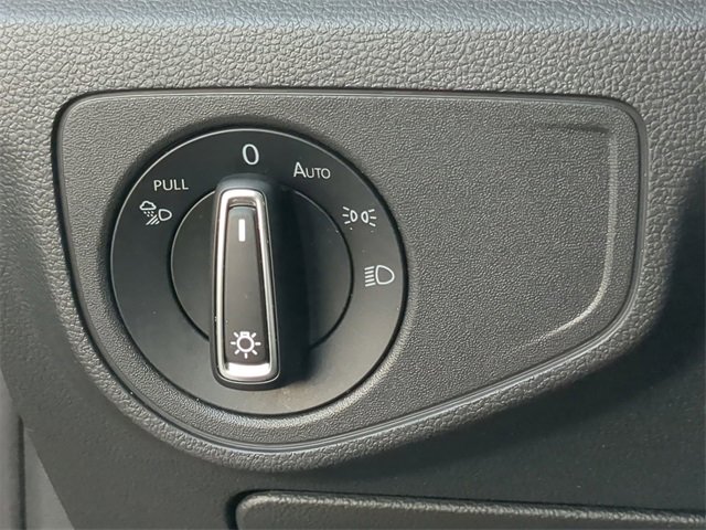 Certified 2022 Volkswagen Atlas SE w/ Panoramic Sunroof Package image 28