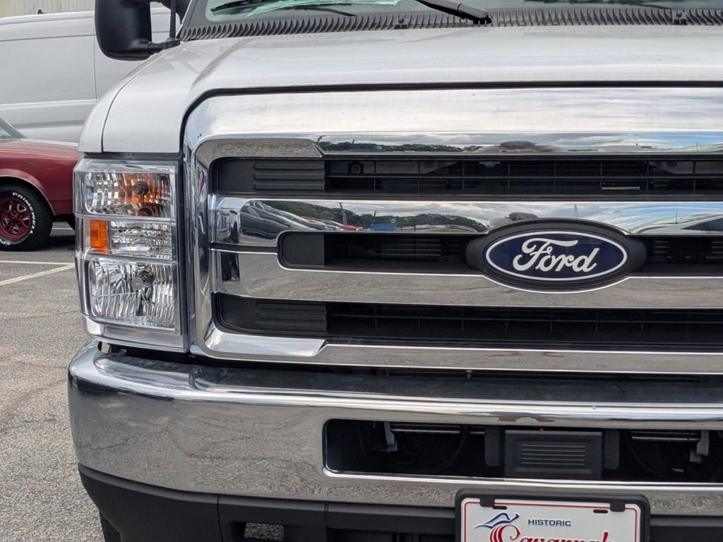 New 2026 Ford E-350 and Econoline 350 Super Duty w/ Power Equipment Group image 10