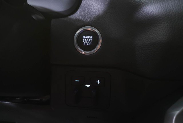 Used 2023 Toyota Tundra Limited AWD/4WD image 29