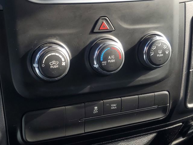 Used 2015 RAM 1500 Express image 22