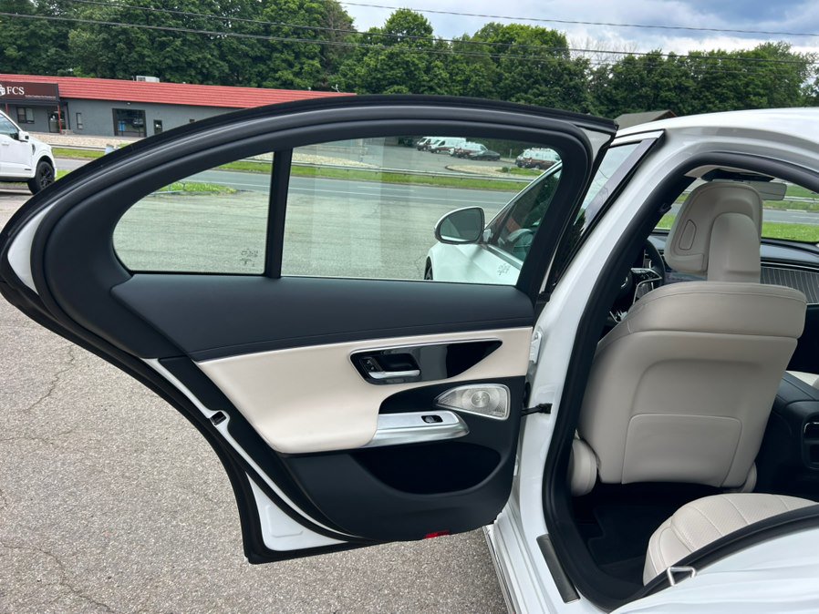 Used 2024 Mercedes-Benz E 450 4MATIC Sedan image 17