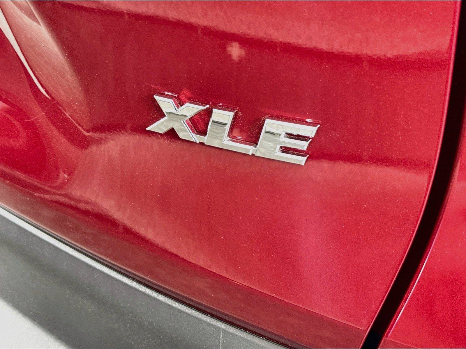 Used 2019 Toyota RAV4 XLE FWD image 13